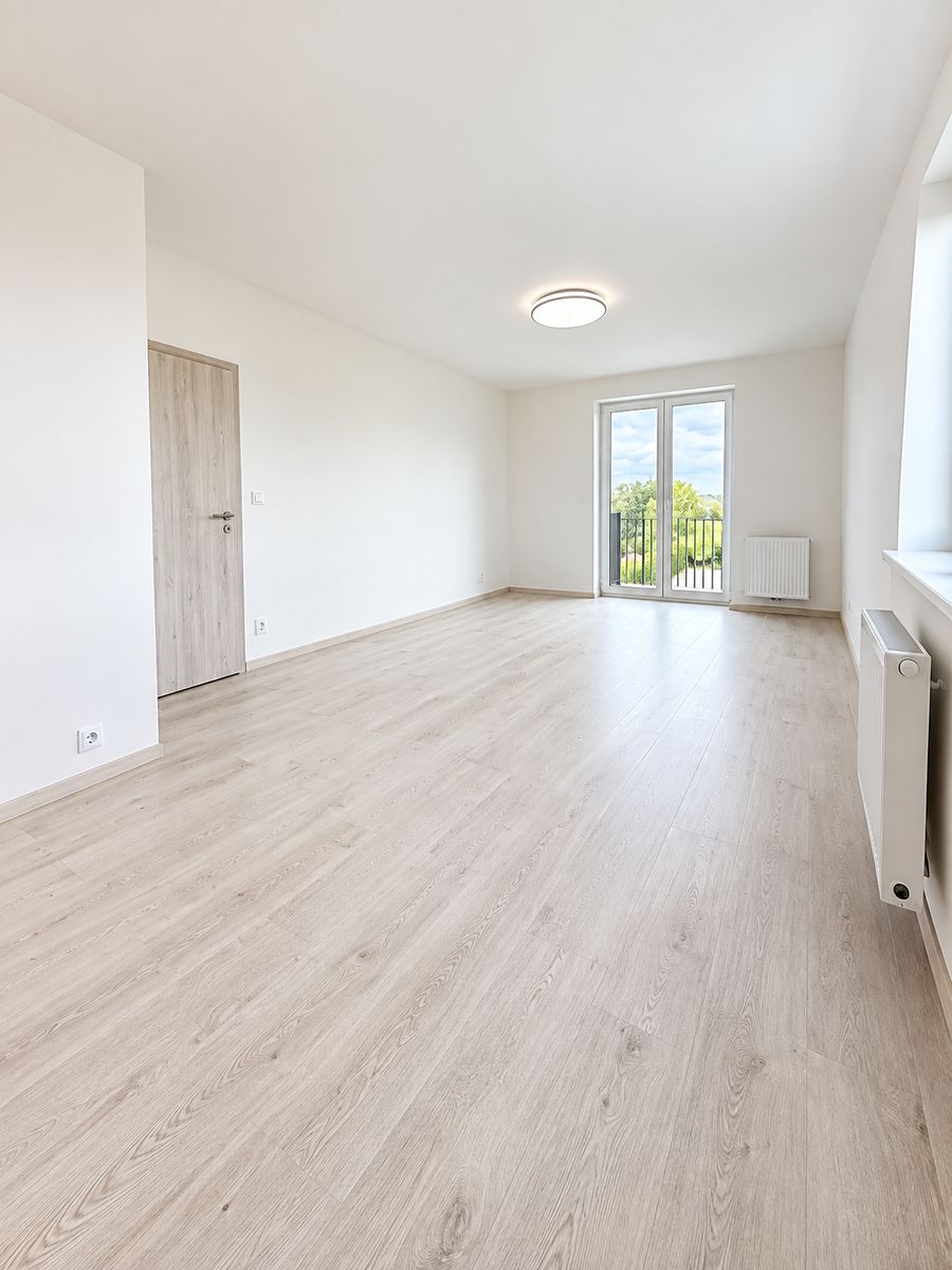 Pronájem bytu 2+kk 52 m² – fotografie 3