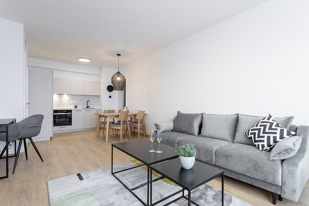 Pronájem bytu 2+kk 54 m² – fotografie 2