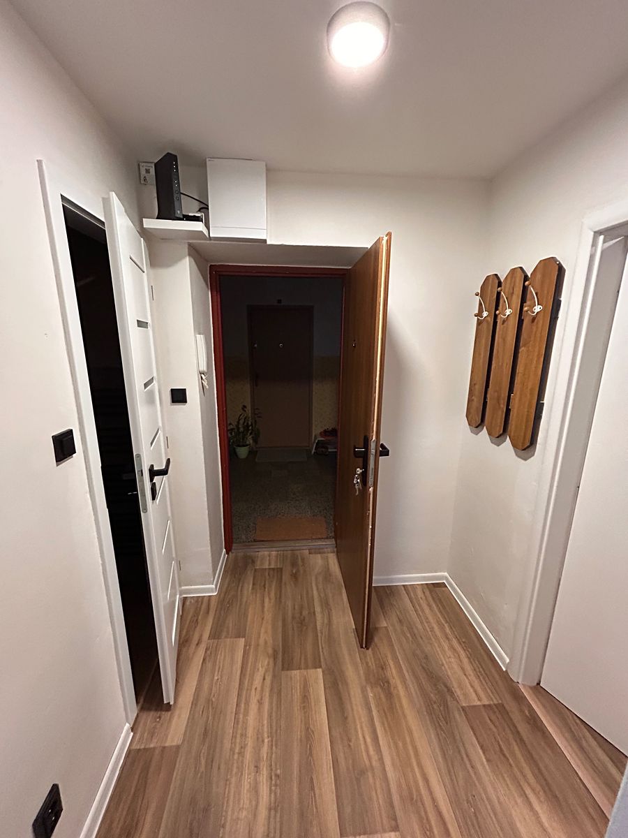 Pronájem bytu 1+1 28 m² – fotografie 5