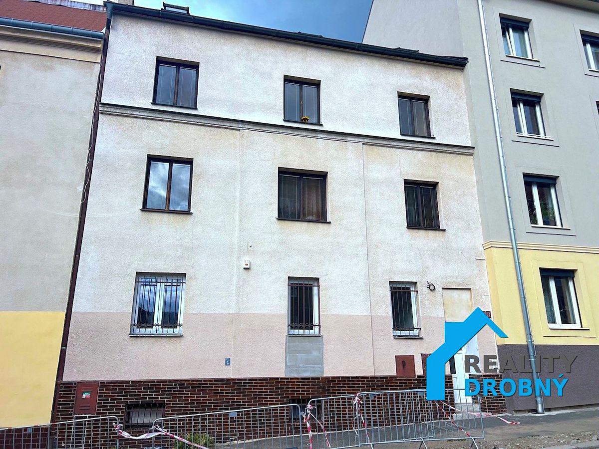 Pronájem bytu 2+1 64 m²