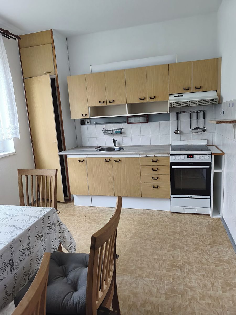 Pronájem bytu 3+1 81 m² – fotografie 2