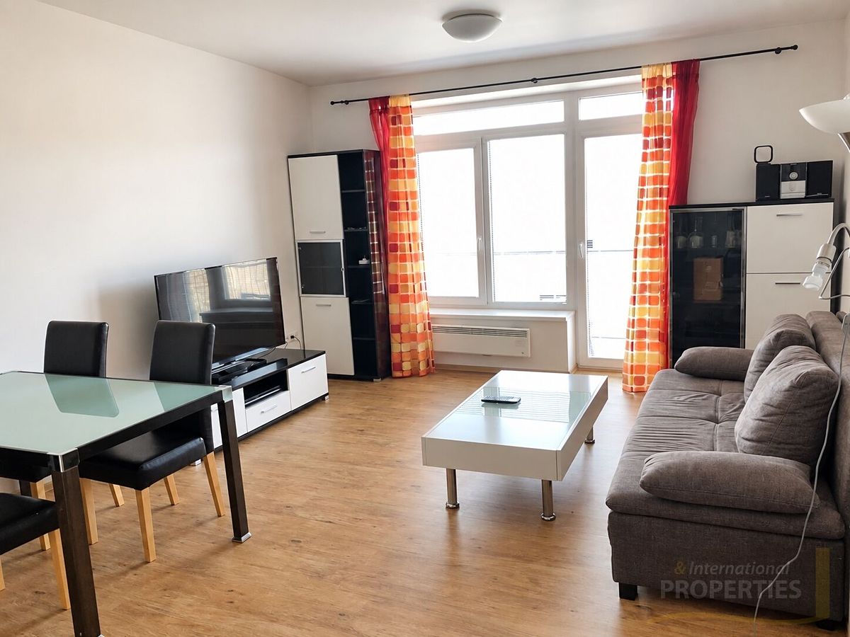 Prodej bytu 1+kk 51 m² – fotografie 2