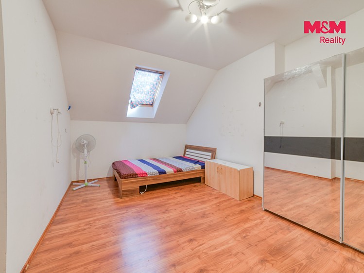 Комерційне приміщення на продаж, 845 м² (24 з 30)
