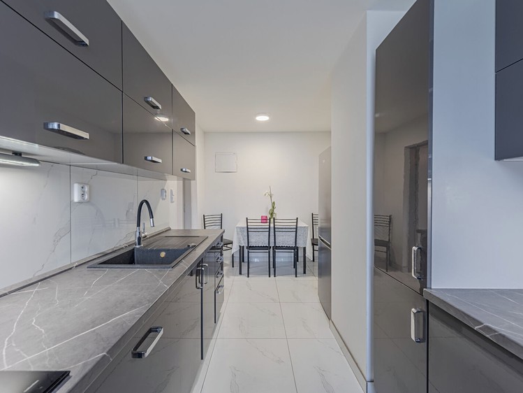 Haus zum Kauf, 200 m² (7 von 29)