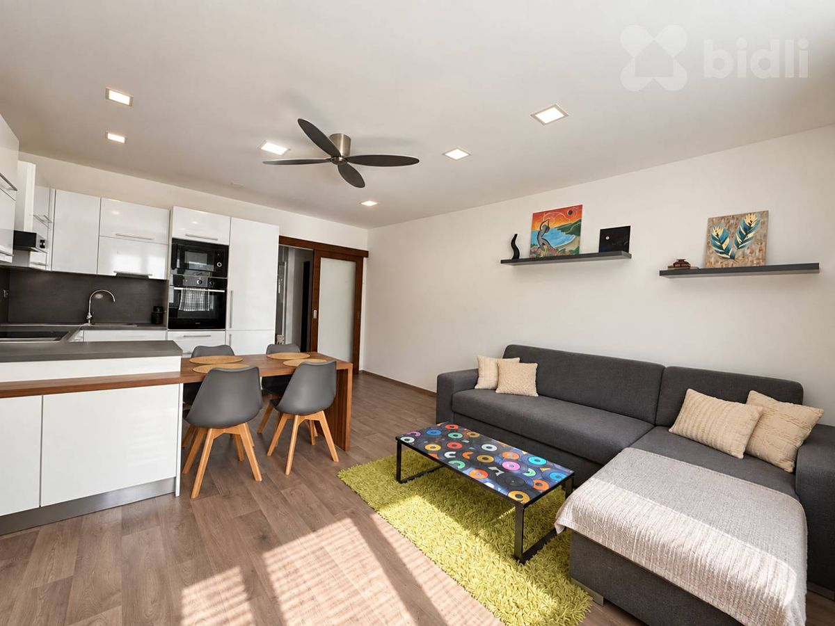 Pronájem bytu 2+kk 47 m² – fotografie 4