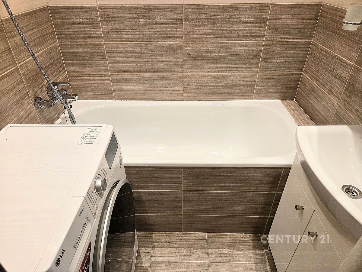 Pronájem bytu 2+1 52 m² – fotografie 4