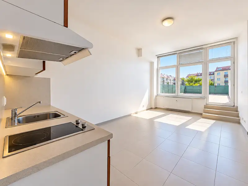 Pronájem bytu 1+kk 25 m², Pelhřimov – náhled fotky 1