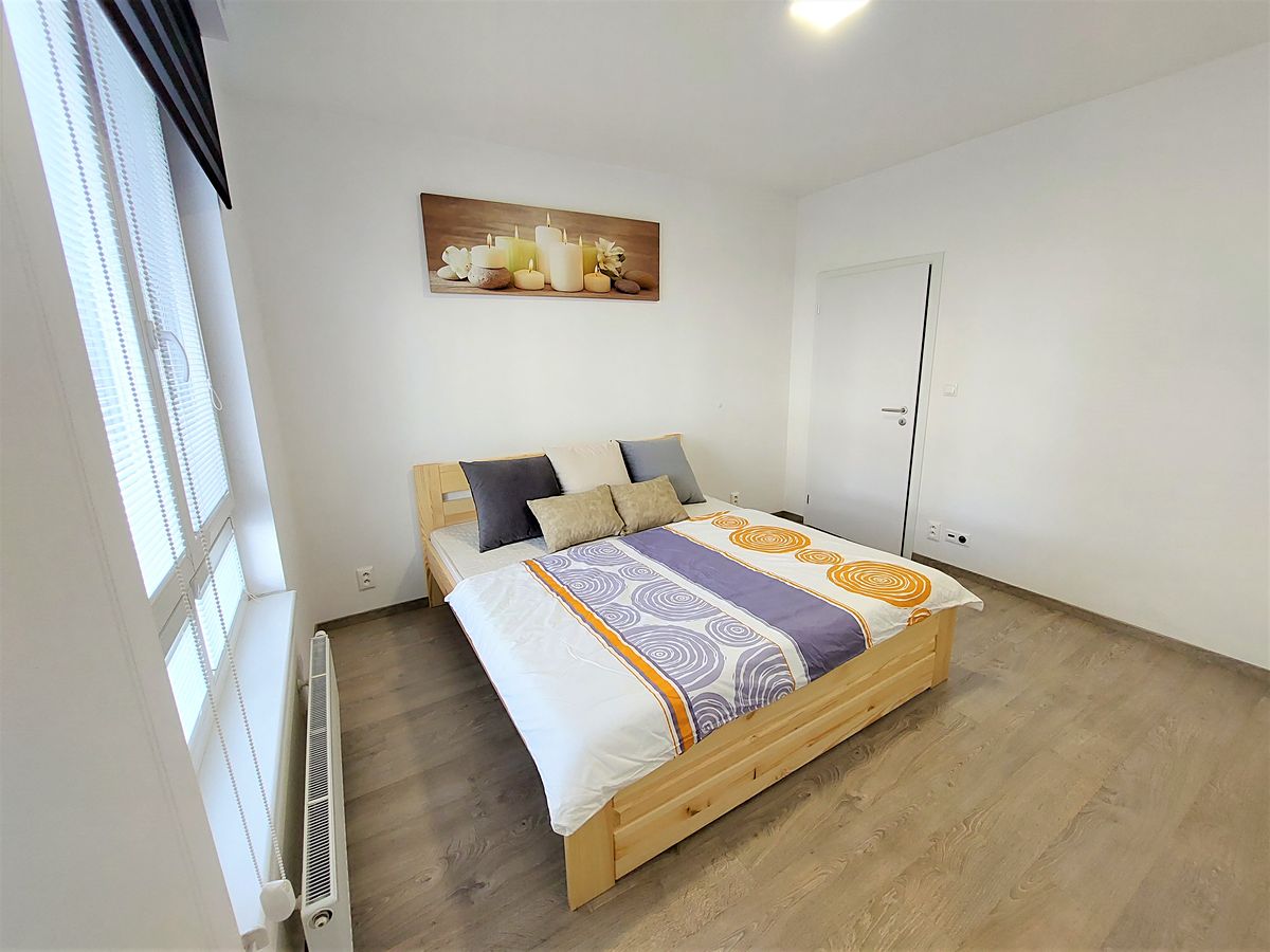 Pronájem bytu 3+kk 74 m² – fotografie 5