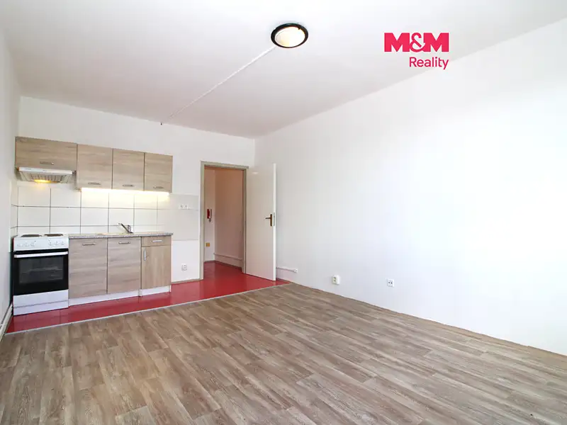 Pronájem bytu 1+kk 25 m², Varnsdorf – náhled fotky 1