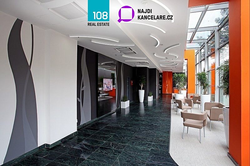 Pronájem kanceláře 387 m² – fotografie 3
