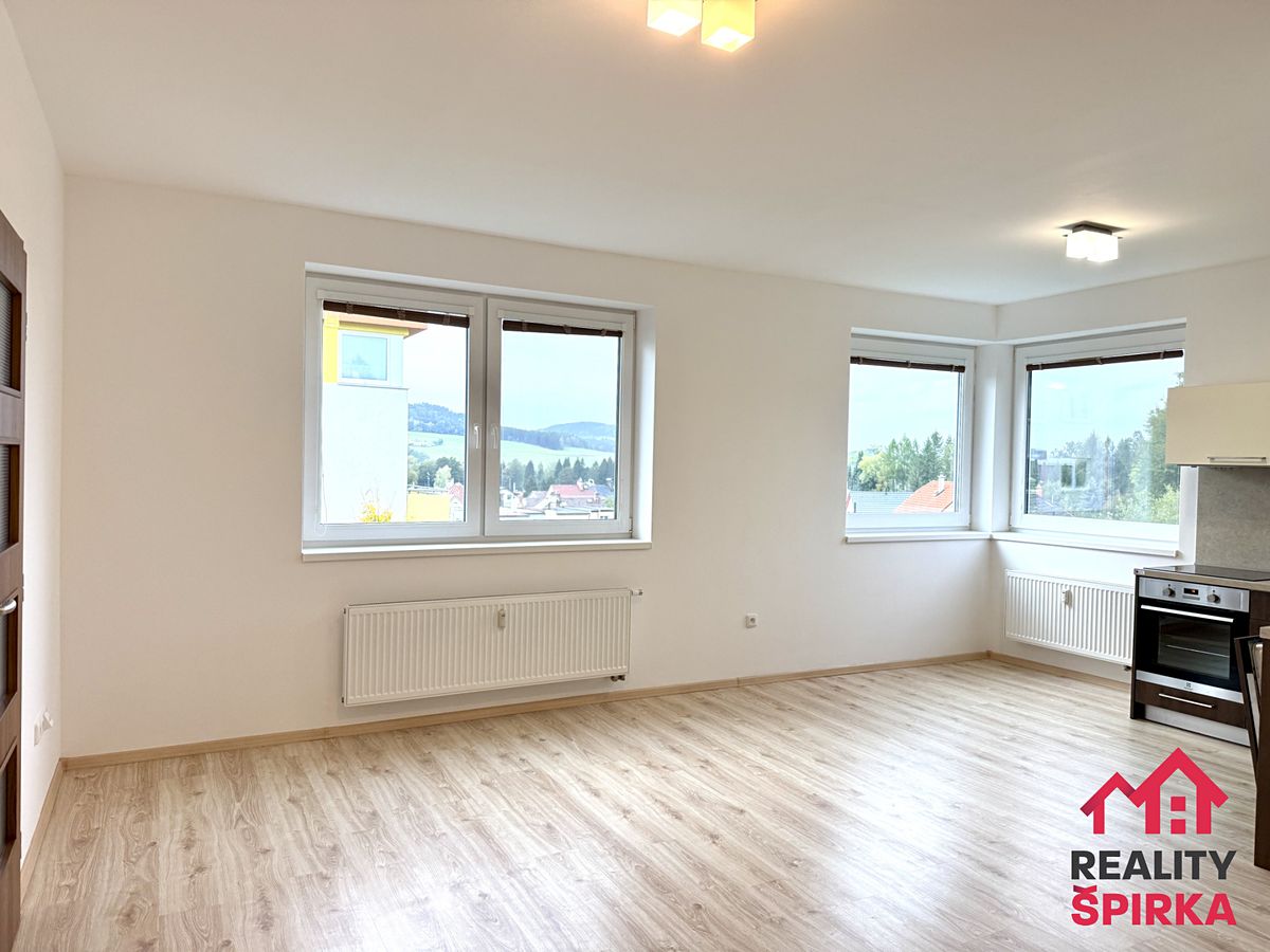 Pronájem bytu 4+kk 84 m² – fotografie 4