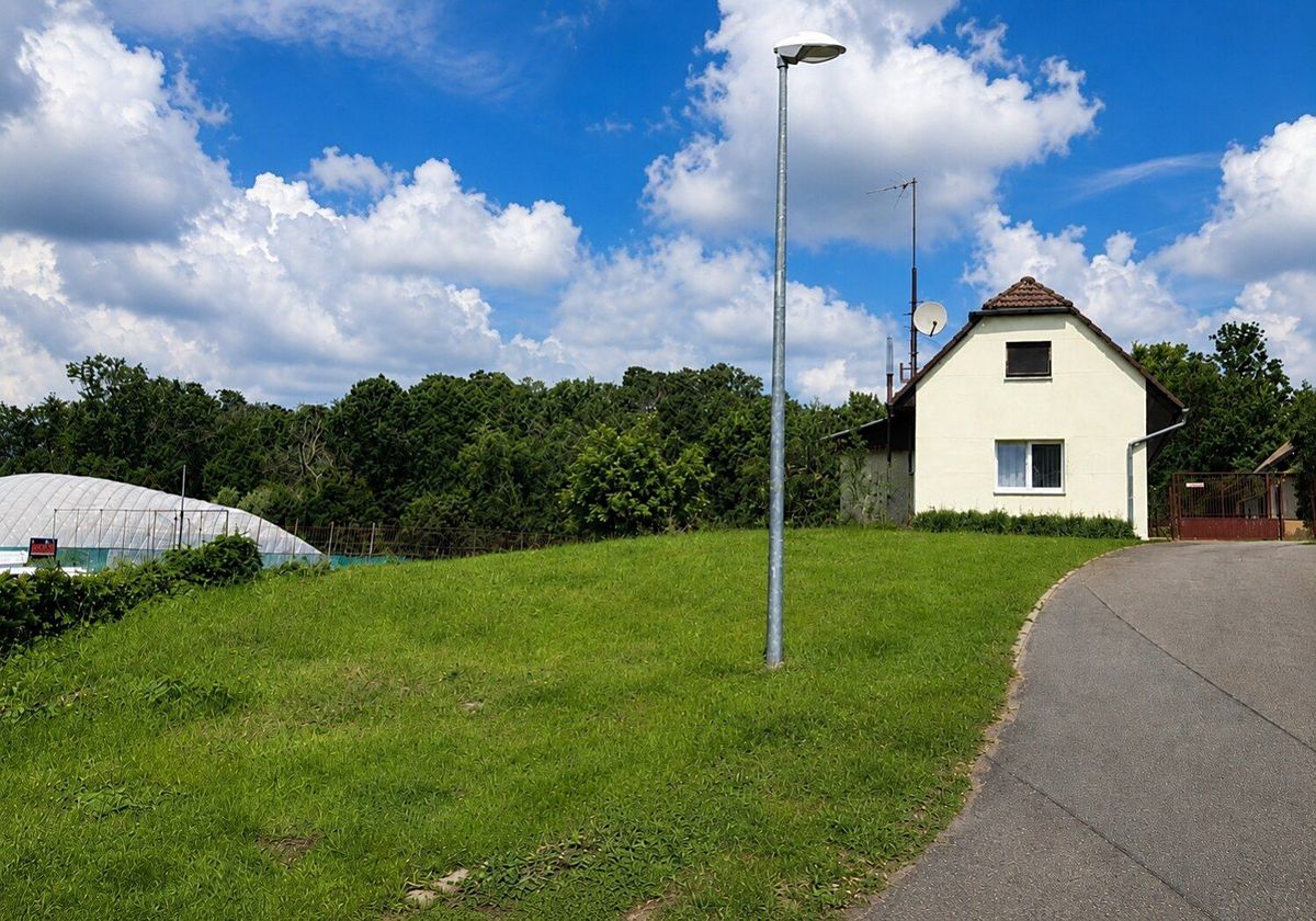 Prodej stavebního pozemku 426 m² – fotografie 2