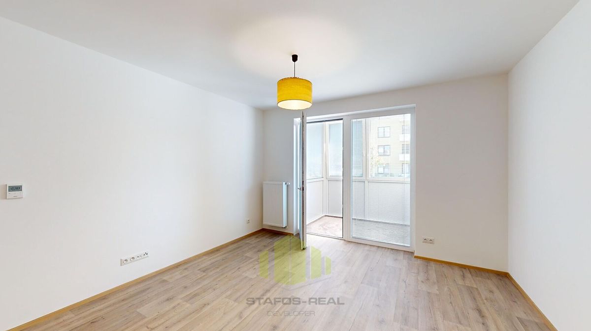 Pronájem bytu 1+kk 34 m² – fotografie 4