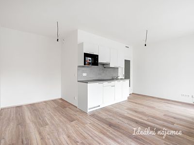 Pronájem bytu 1+kk 32 m²