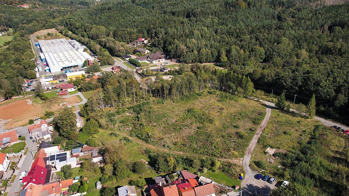 Prodej stavebního pozemku 613 m² – fotografie 3