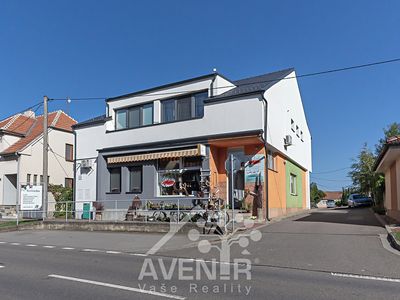Prodej komerční nemovitosti 329 m²