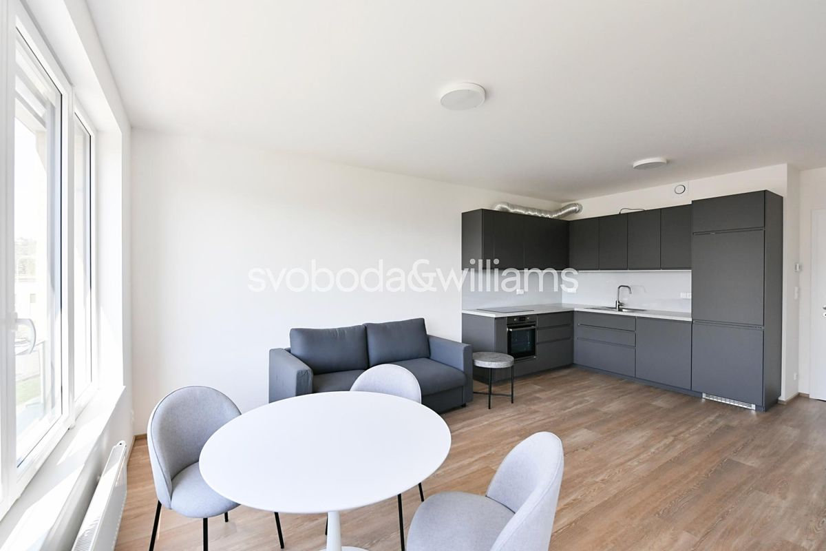 Pronájem bytu 2+kk 54 m² – fotografie 5