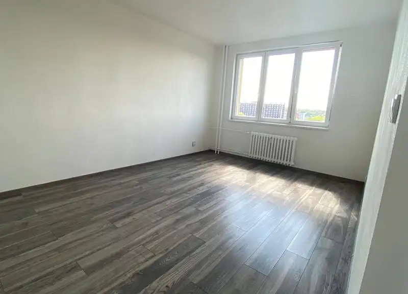Pronájem bytu 2+1 53 m², Ostrava – náhled fotky 2