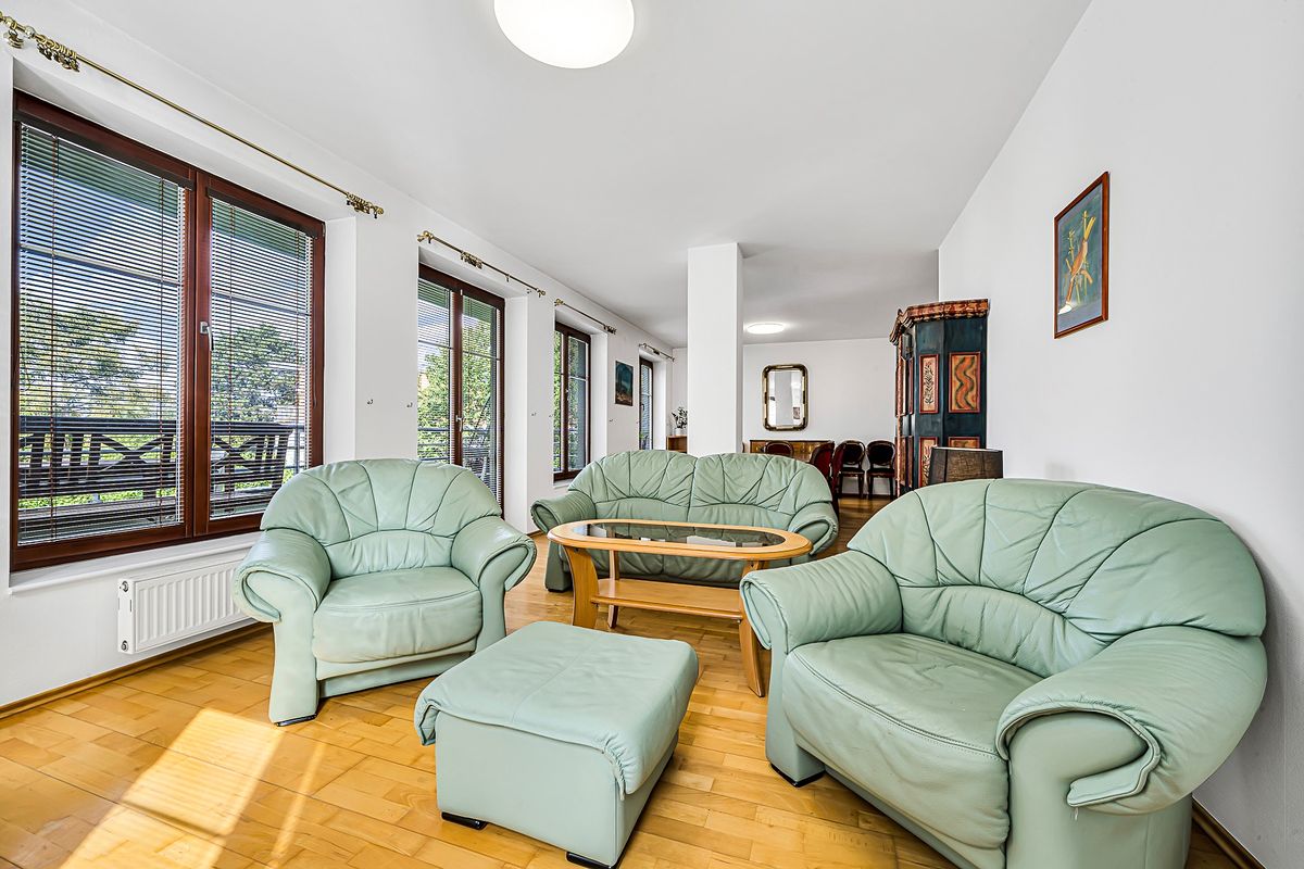 Pronájem bytu 3+1 112 m² – fotografie 4