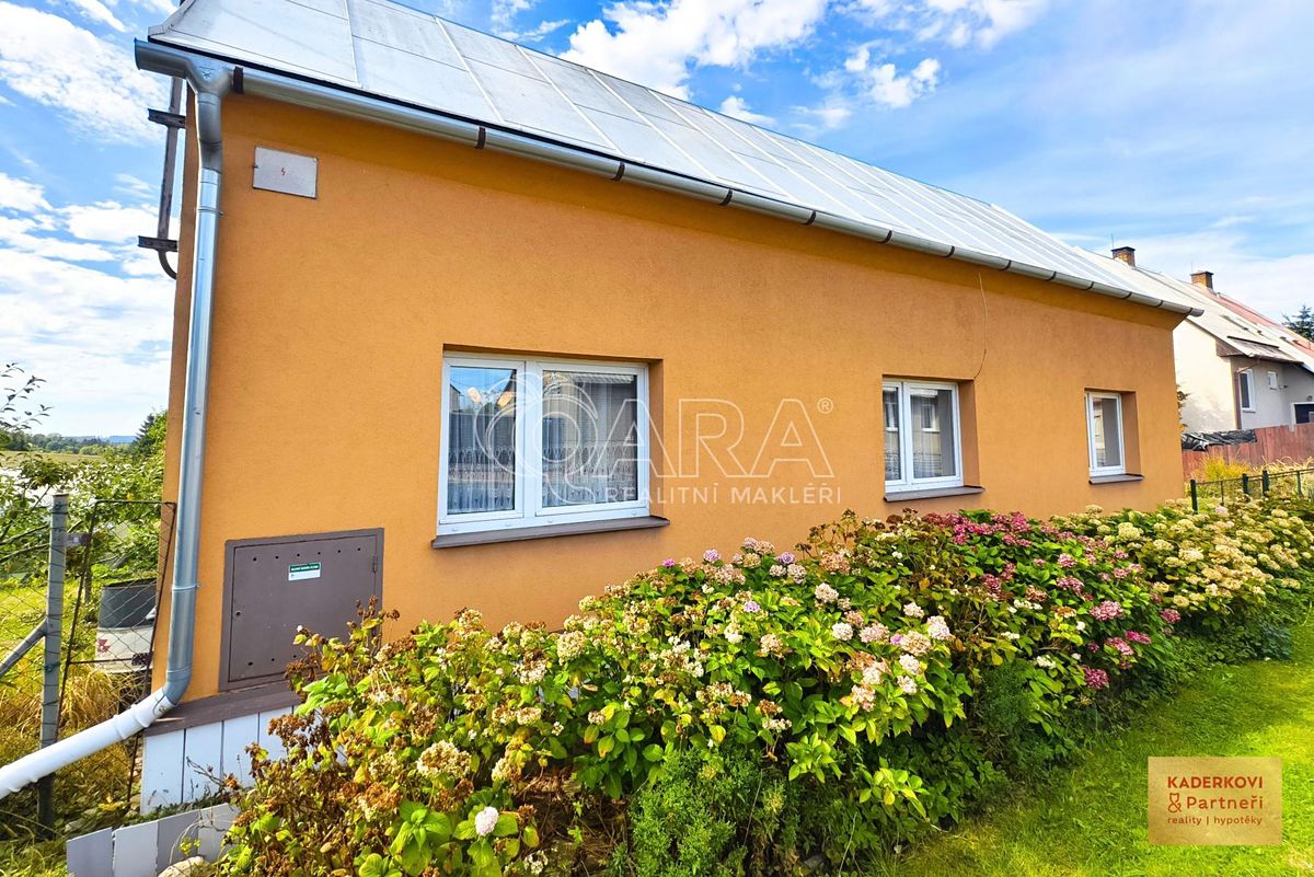Prodej rodinného domu 119 m², pozemek 684 m² – fotografie 2
