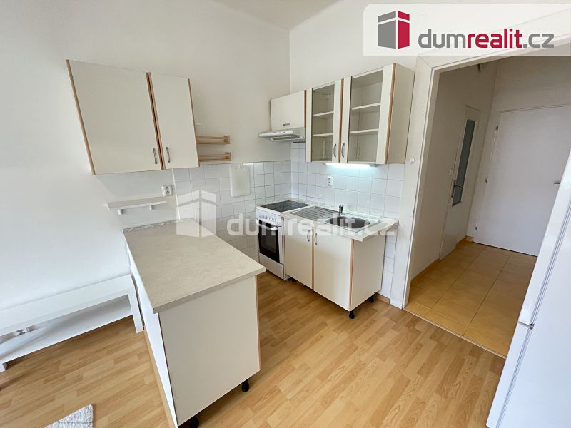 Pronájem bytu 2+kk 42 m² – fotografie 3