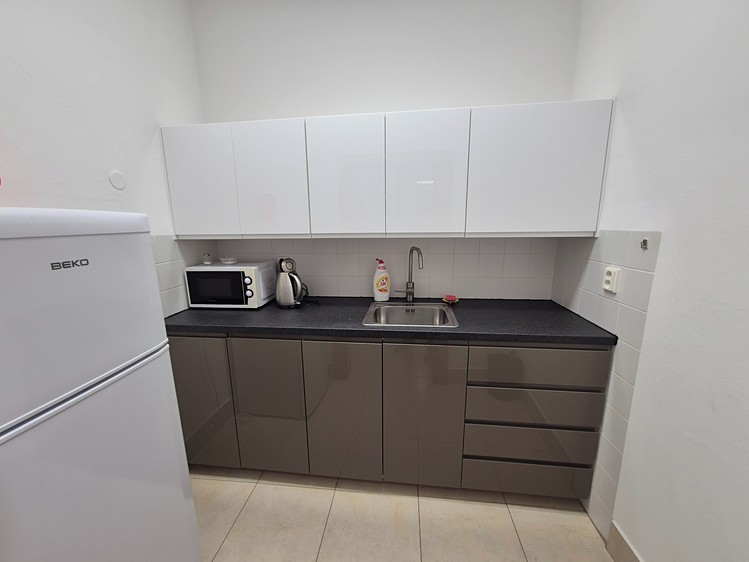 Комерційне приміщення в оренду, 150 м² (11 з 12)