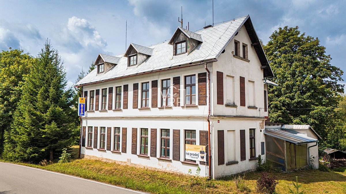Prodej vícegeneračního domu 500 m², pozemek 576 m² – fotografie 4