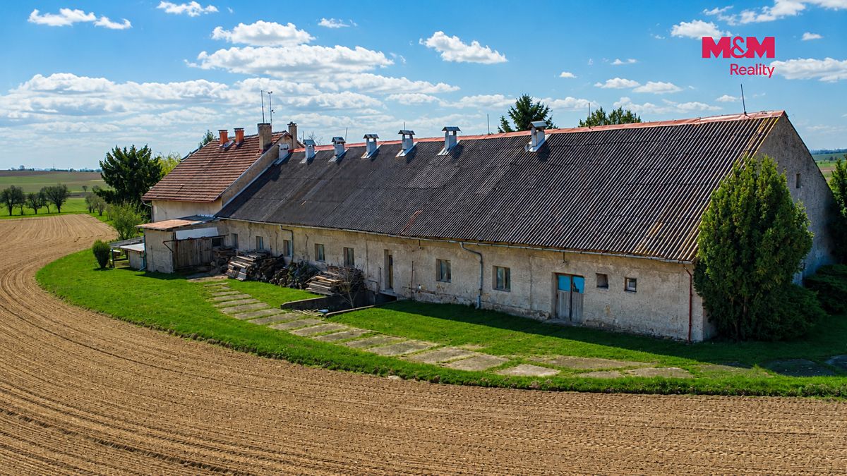 Prodej zemědělské usedlosti 200 m², pozemek 11189 m² – fotografie 4