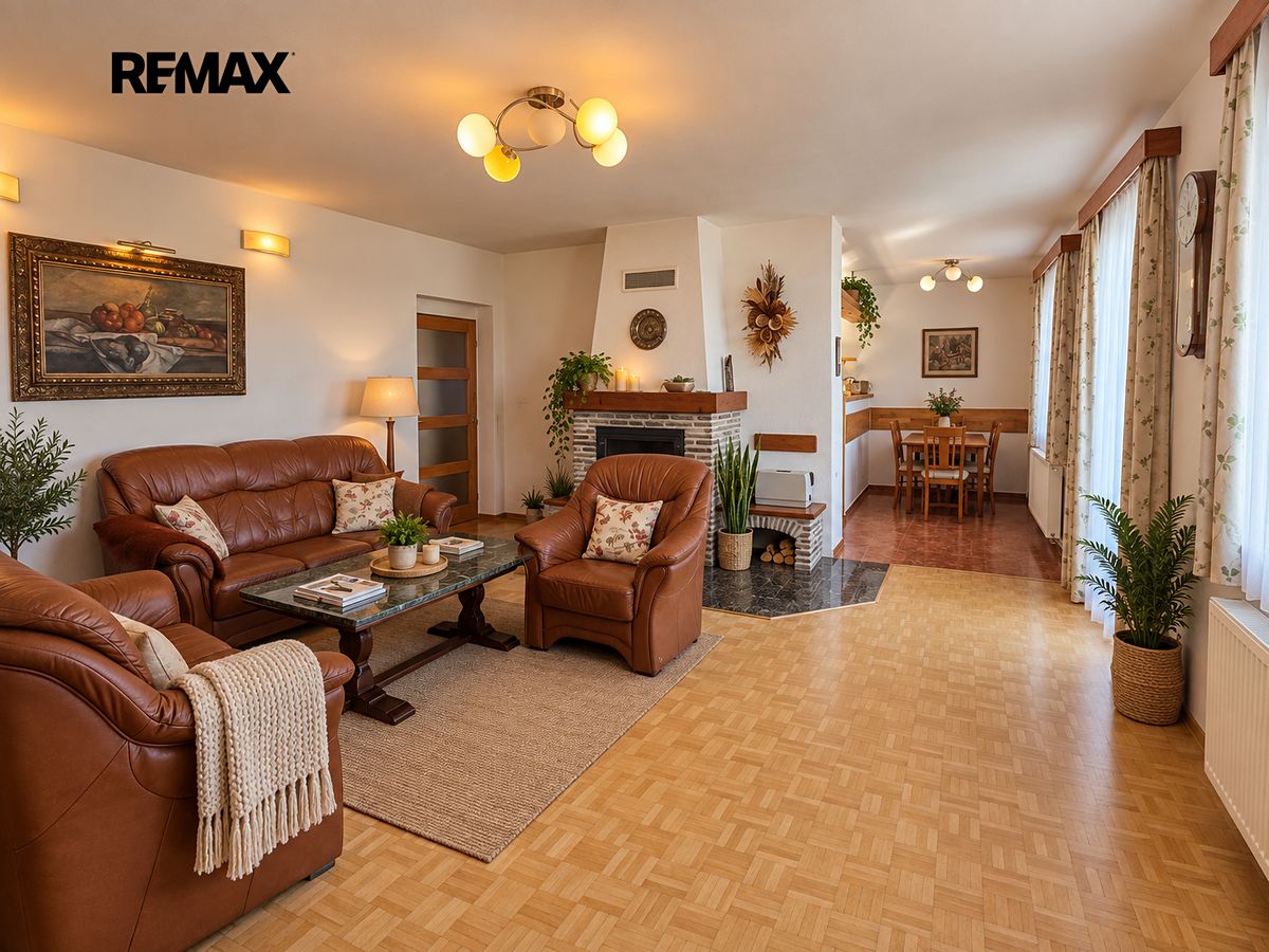 Prodej rodinného domu 266 m², pozemek 780 m² – fotografie 2