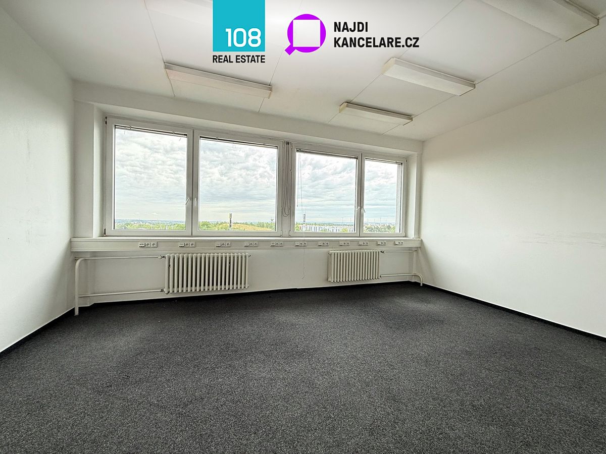 Pronájem kanceláře 536 m² – fotografie 2