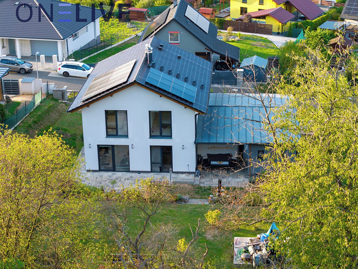 Prodej rodinného domu 151 m², pozemek 919 m² – fotografie 4