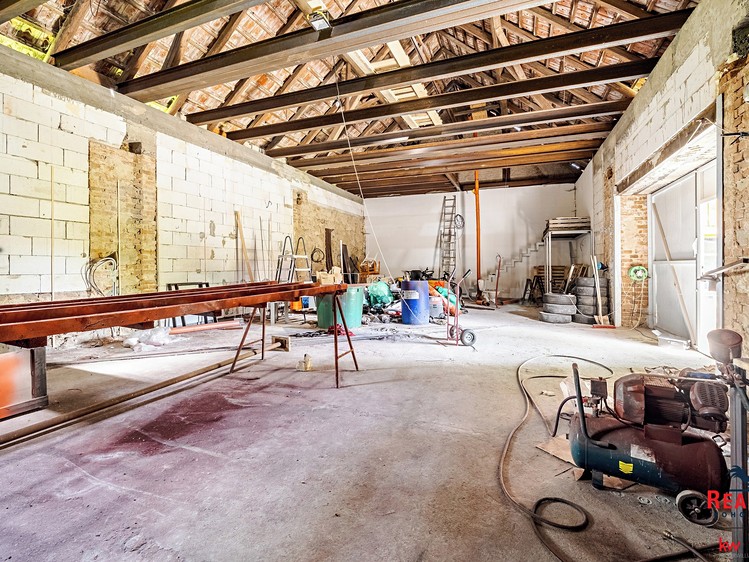 Будинок на продаж, 240 м² (30 з 39)