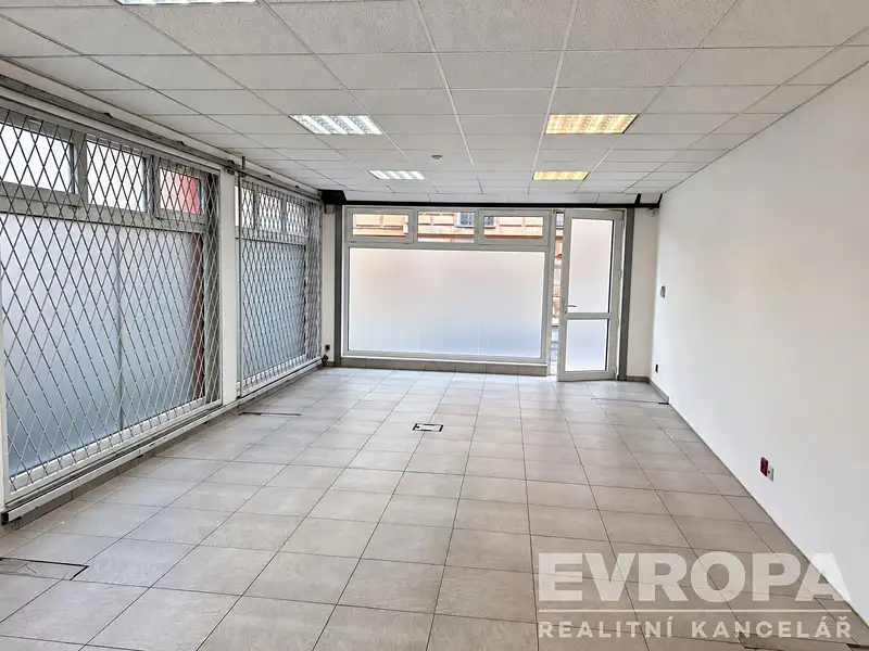 Prodej obchodního prostoru 110 m², Liberec – náhled fotky 2
