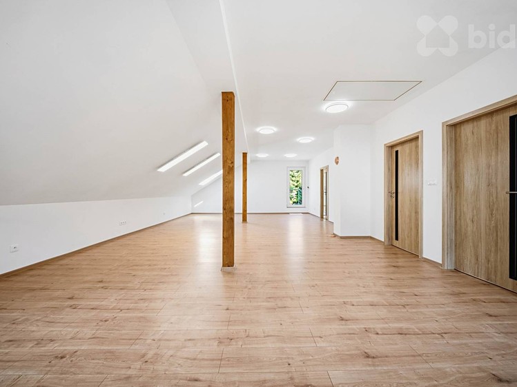 Prodej domu, 210 m² (15 z 26)