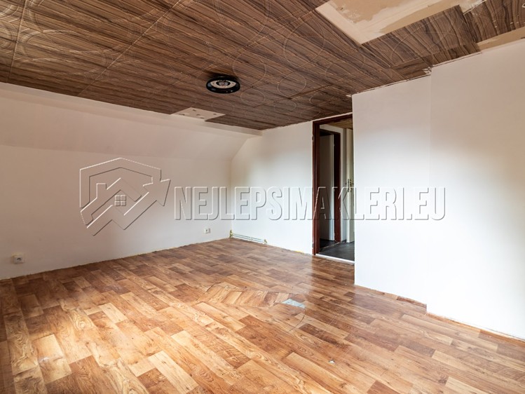 Prodej domu, 204 m² (27 z 47)