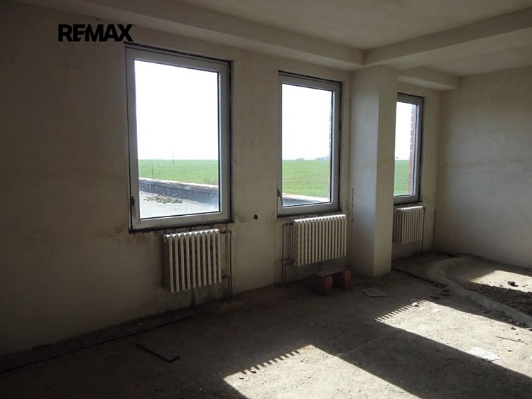 Комерційне приміщення на продаж, 1 600 м² (9 з 16)