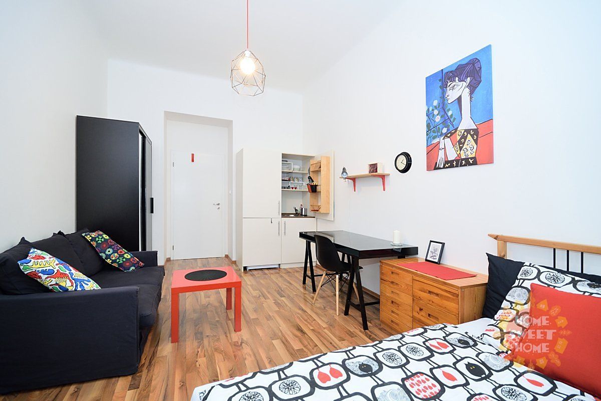 Pronájem bytu pokoje 18 m² – fotografie 2