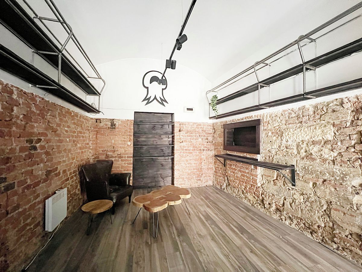 Pronájem obchodního prostoru 26 m² – fotografie 2