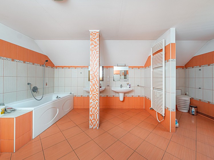 Будинок на продаж, 320 м² (22 з 33)