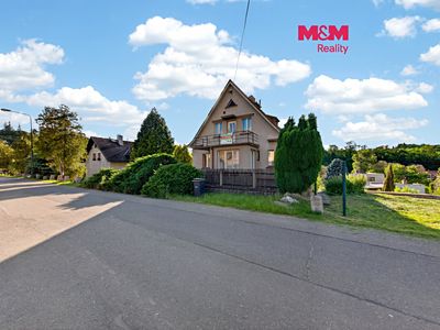 Prodej rodinného domu 184 m², pozemek 963 m²