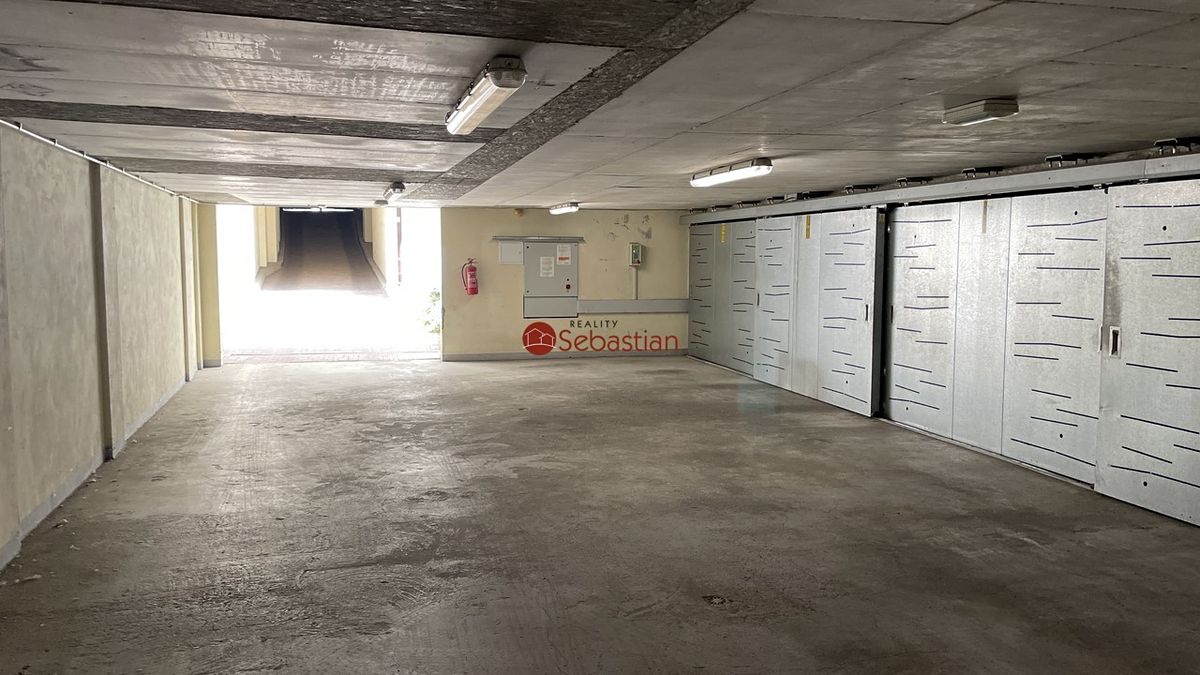 Pronájem garáže 16 m² – fotografie 5