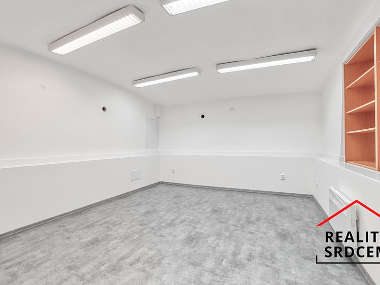 Pronájem komerčního prostoru, 52 m² (2 z 14)