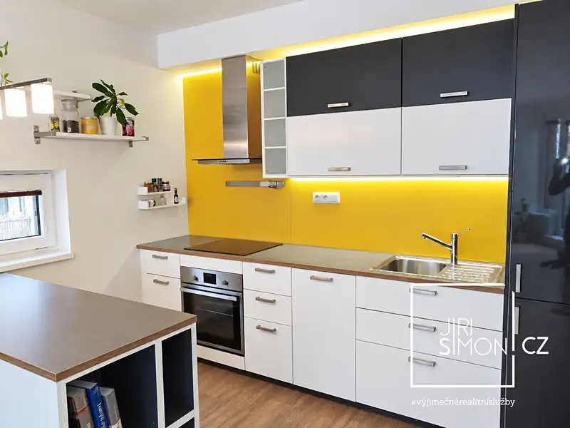 Pronájem bytu 2+kk 56 m², Praha – náhled fotky 2