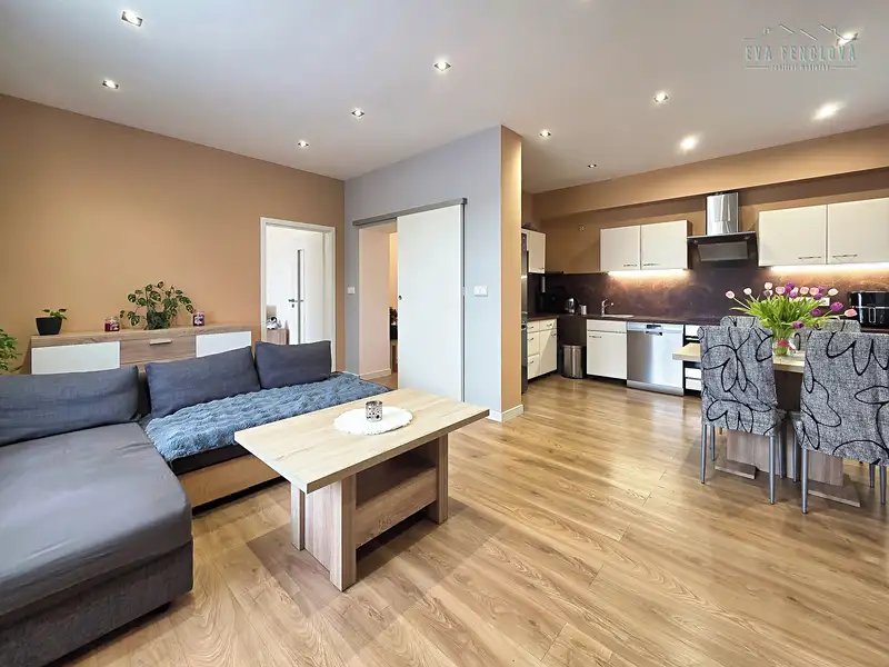 Prodej rodinného domu 76 m², pozemek 601 m², Starý Plzenec – náhled fotky 1