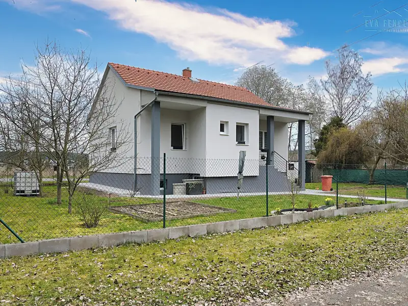 Prodej rodinného domu 76 m², pozemek 601 m², Starý Plzenec – náhled fotky 3