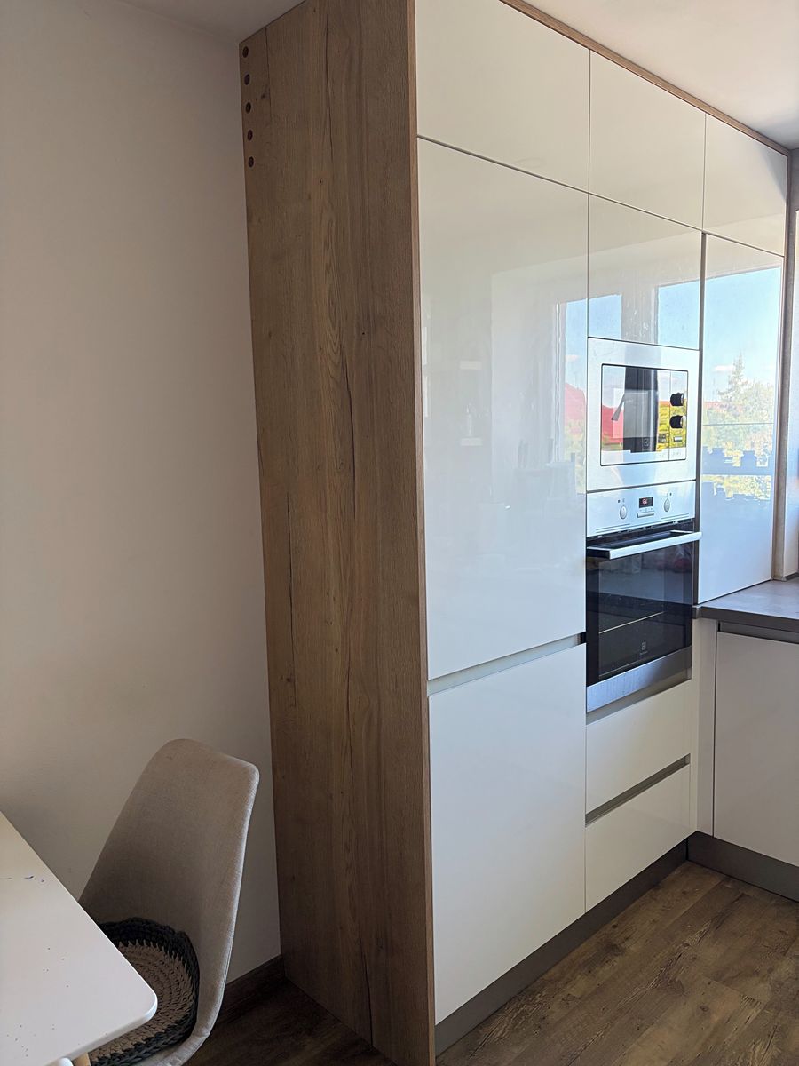 Pronájem bytu 2+1 65 m² – fotografie 3