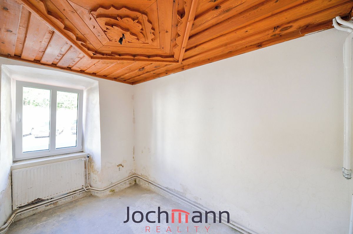 Prodej rodinného domu 310 m², pozemek 377 m² – fotografie 4