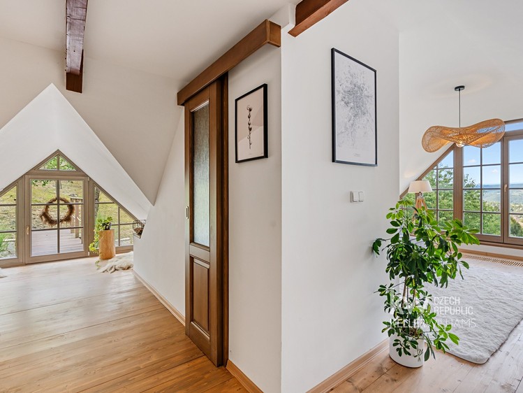 Prodej domu, 180 m² (23 z 42)