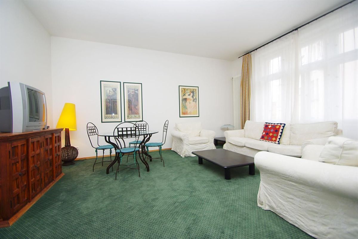 Pronájem bytu 3+kk 80 m²