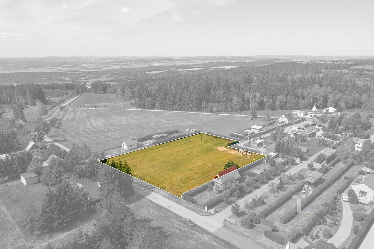 Prodej stavebního pozemku 4100 m²